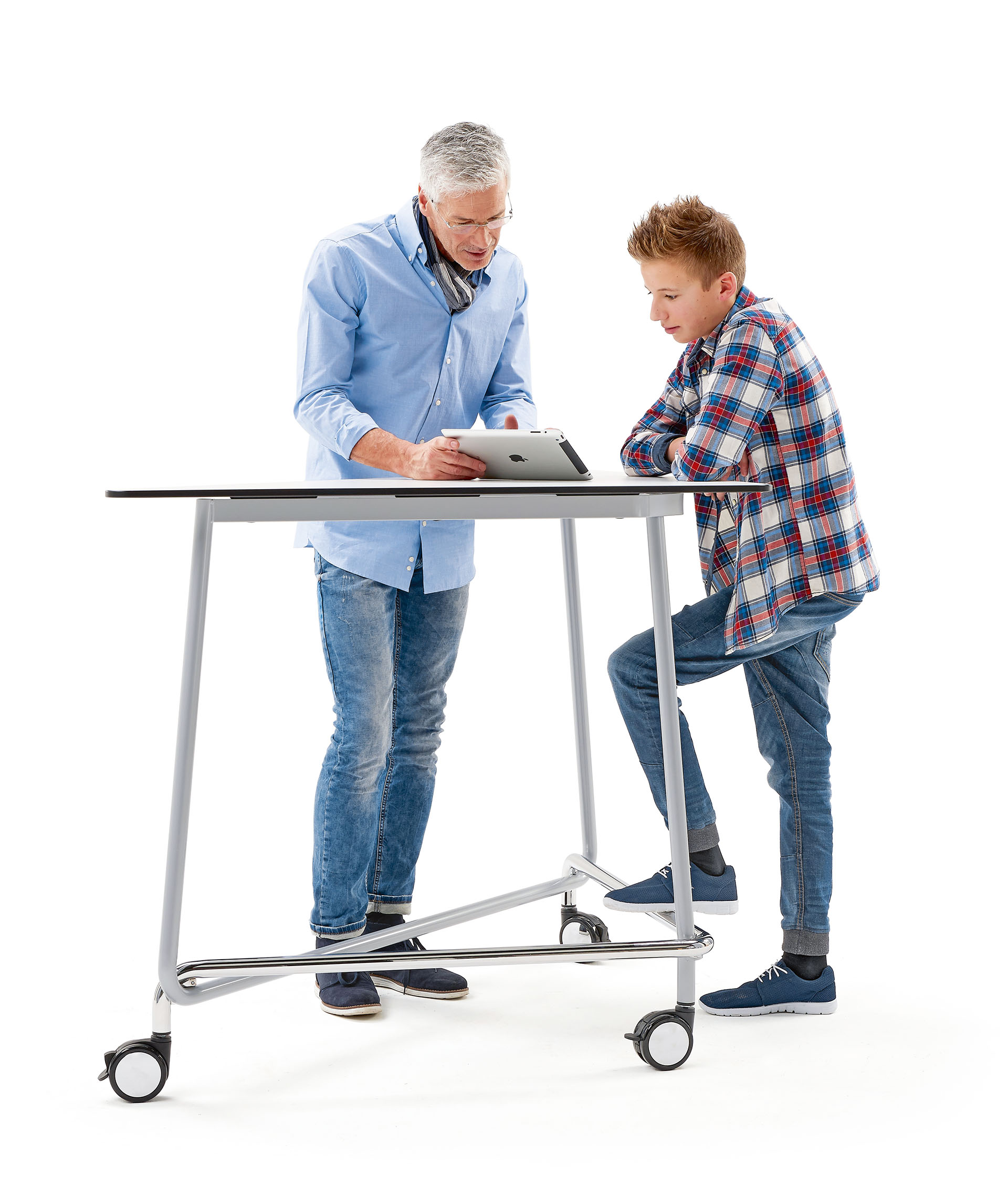 IT desk 1